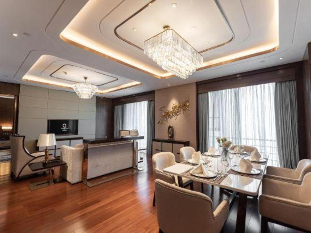 The Qube Hotel Jingzhou Exterior photo